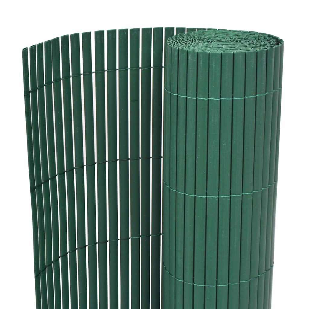 Dobbelsidet hagegjerde PVC 90x500 cm grønn