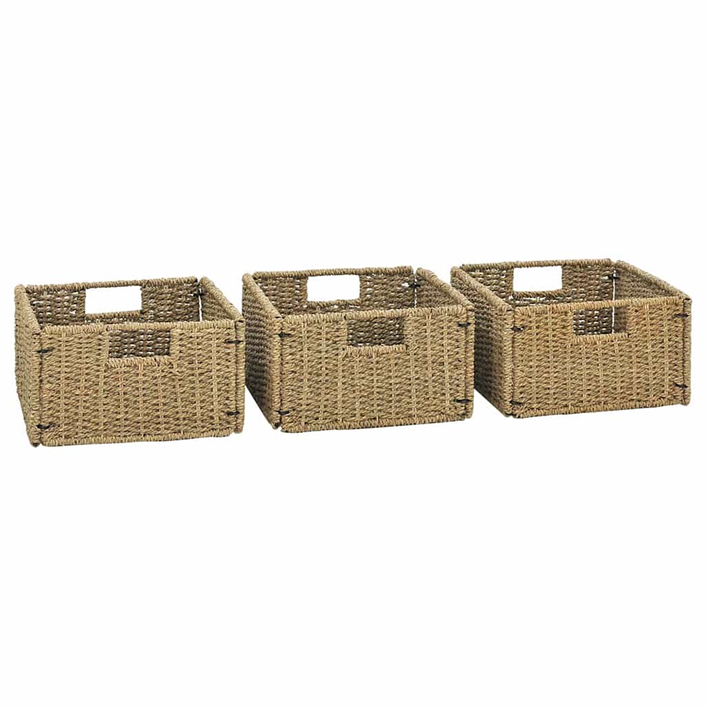 Baderomshylle med kremhvite marmorvasker heltre teak