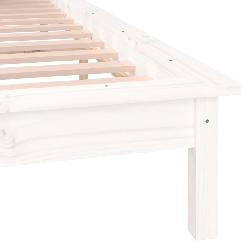 Sengeramme med LED hvit 140x200 cm heltre