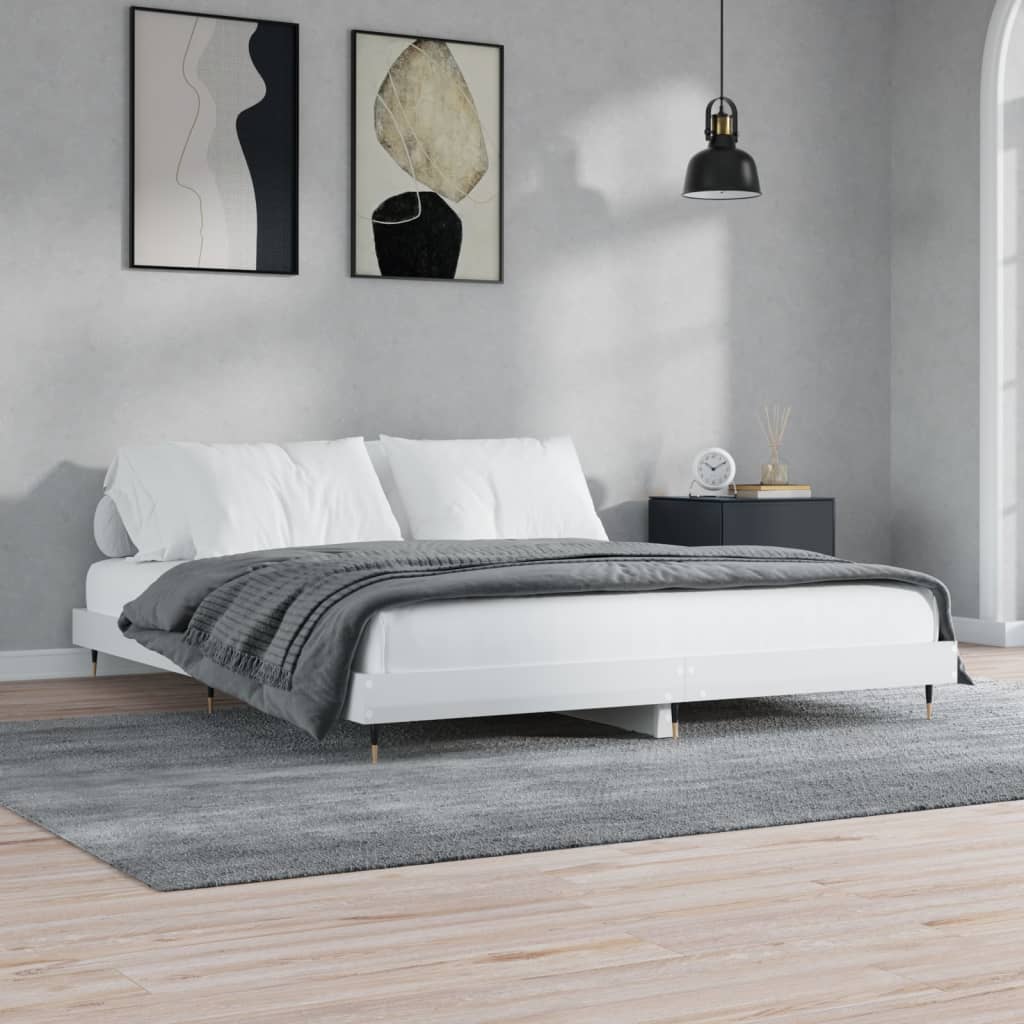 Sengeramme høyglans hvit 180x200 cm konstruert tre