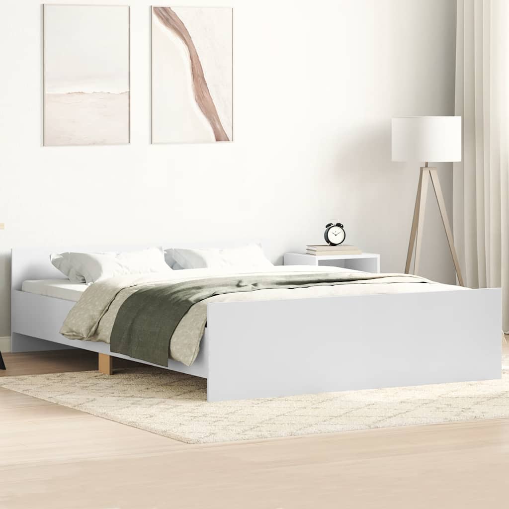 Sengeramme med hode- og fotgavl hvit 140x200 cm