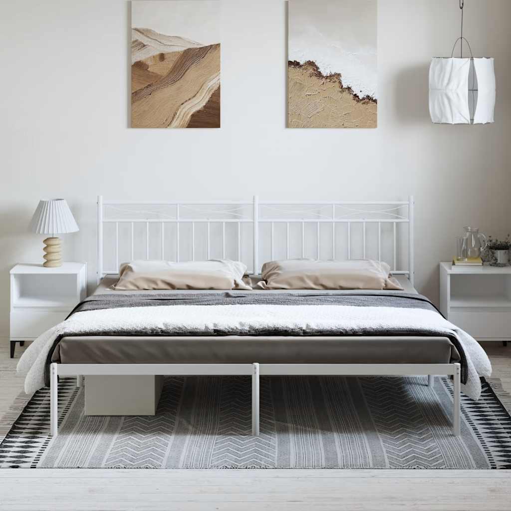 Sengeramme i metall med hodegavl hvit 183x213 cm