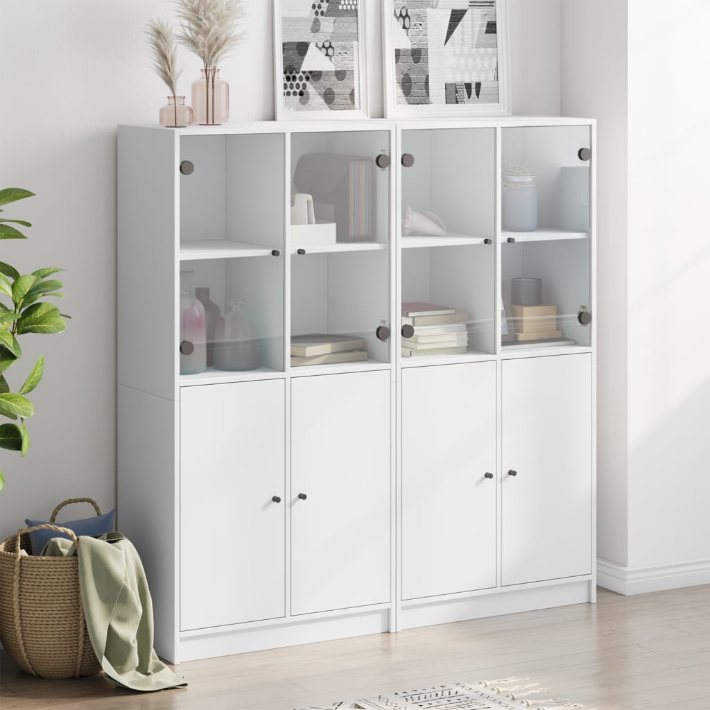 Bokhylle med dører hvit 136x37x142 cm konstruert tre