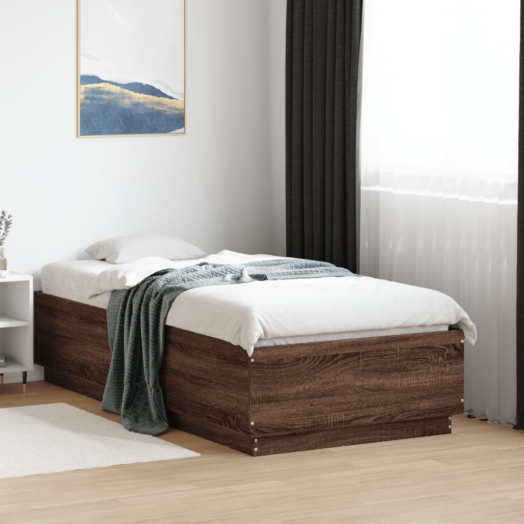 Sengeramme med LED-lys brun eik 90x190 cm konstruert tre
