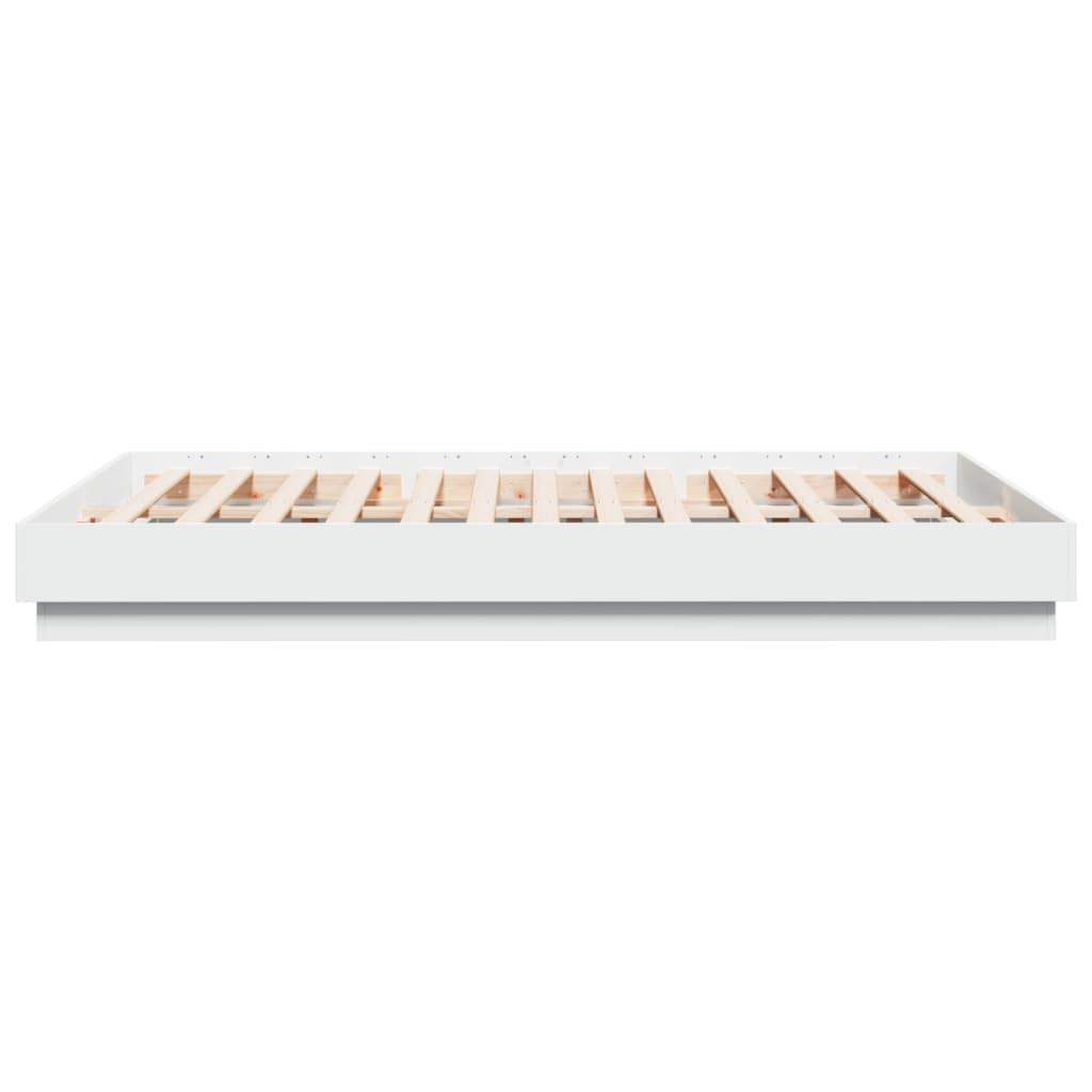Sengeramme hvit 140x200 cm konstruert tre