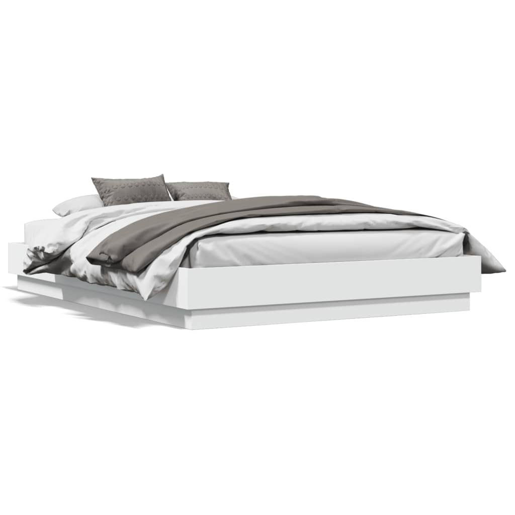 Sengeramme hvit 135x190 cm konstruert tre