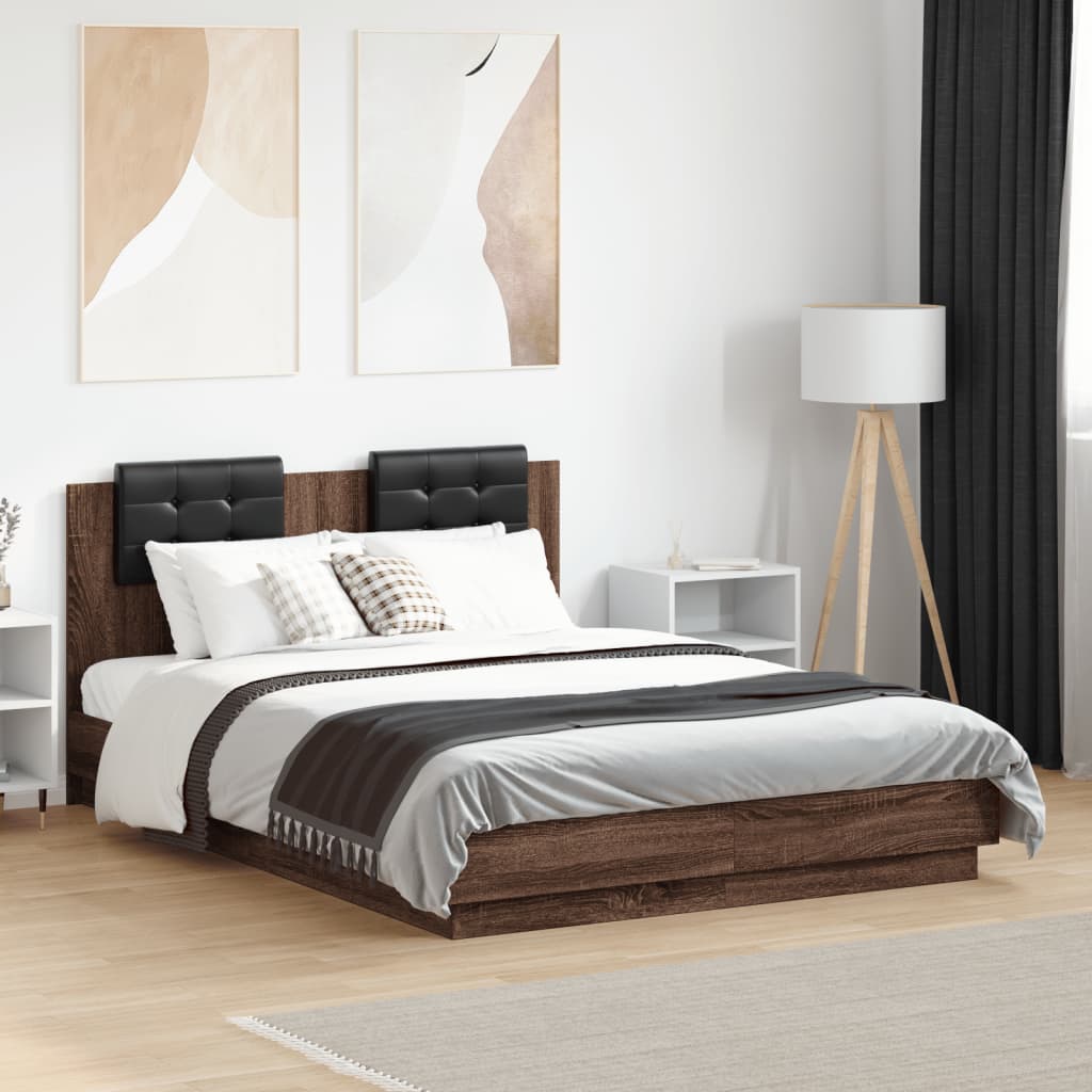 Sengeramme med hodegavl og LED-lys brun eik 135x190 cm