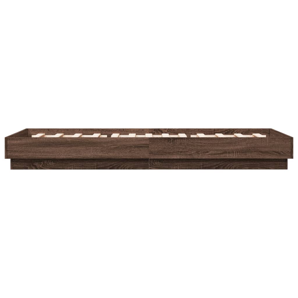 Sengeramme med LED-lys brun eik 100x200 cm