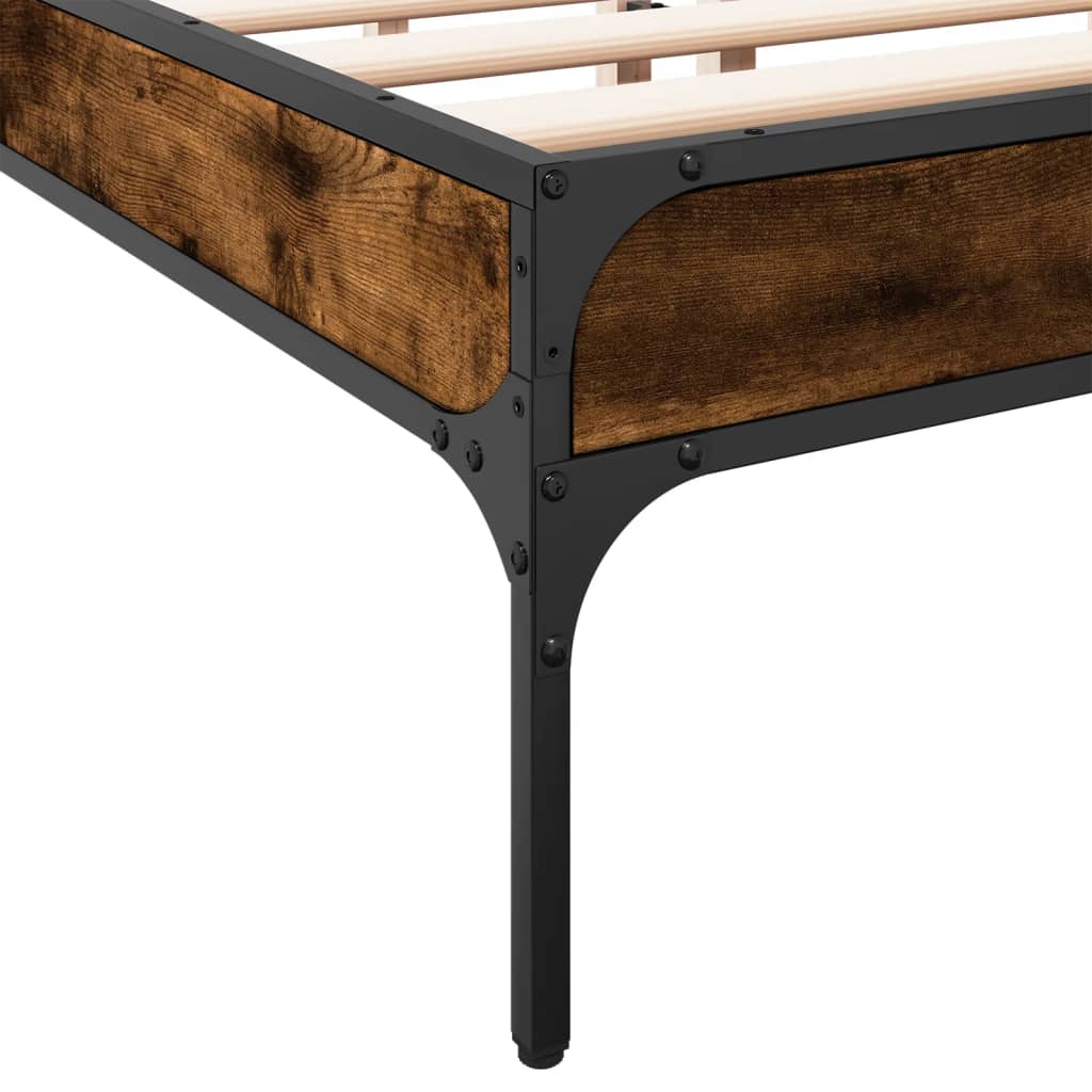 Sengeramme røkt eik 140x200 cm konstruert tre og metall