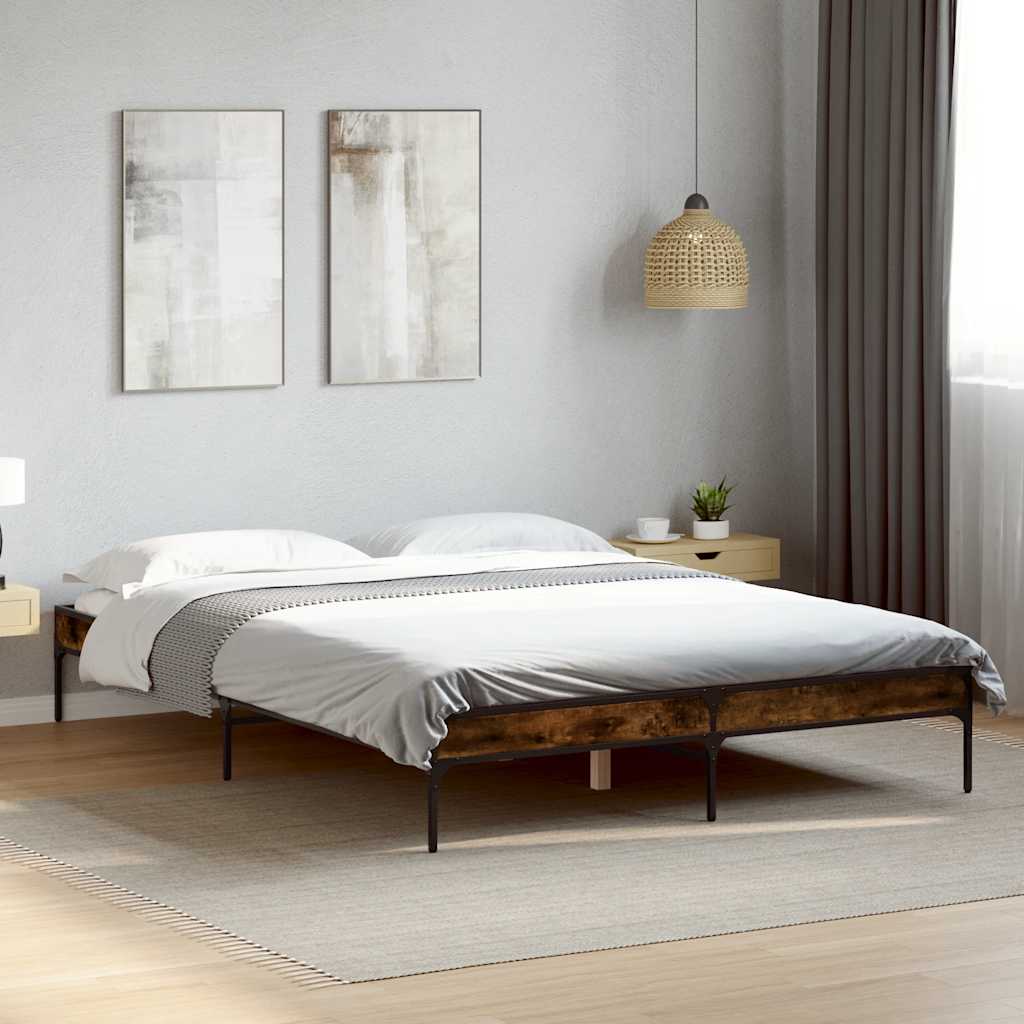 Sengeramme røkt eik 135x190 cm konstruert tre og metall