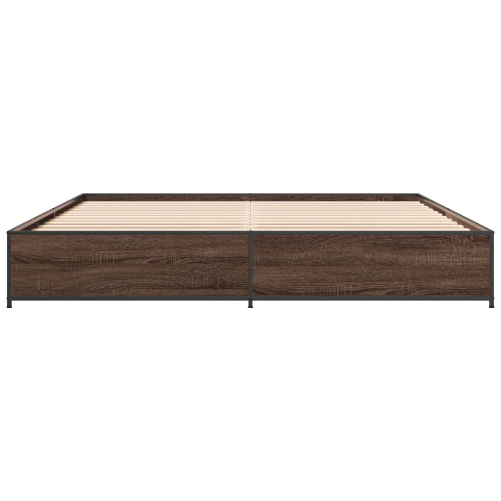 Sengeramme brun eik 200x200 cm konstruert tre og metall