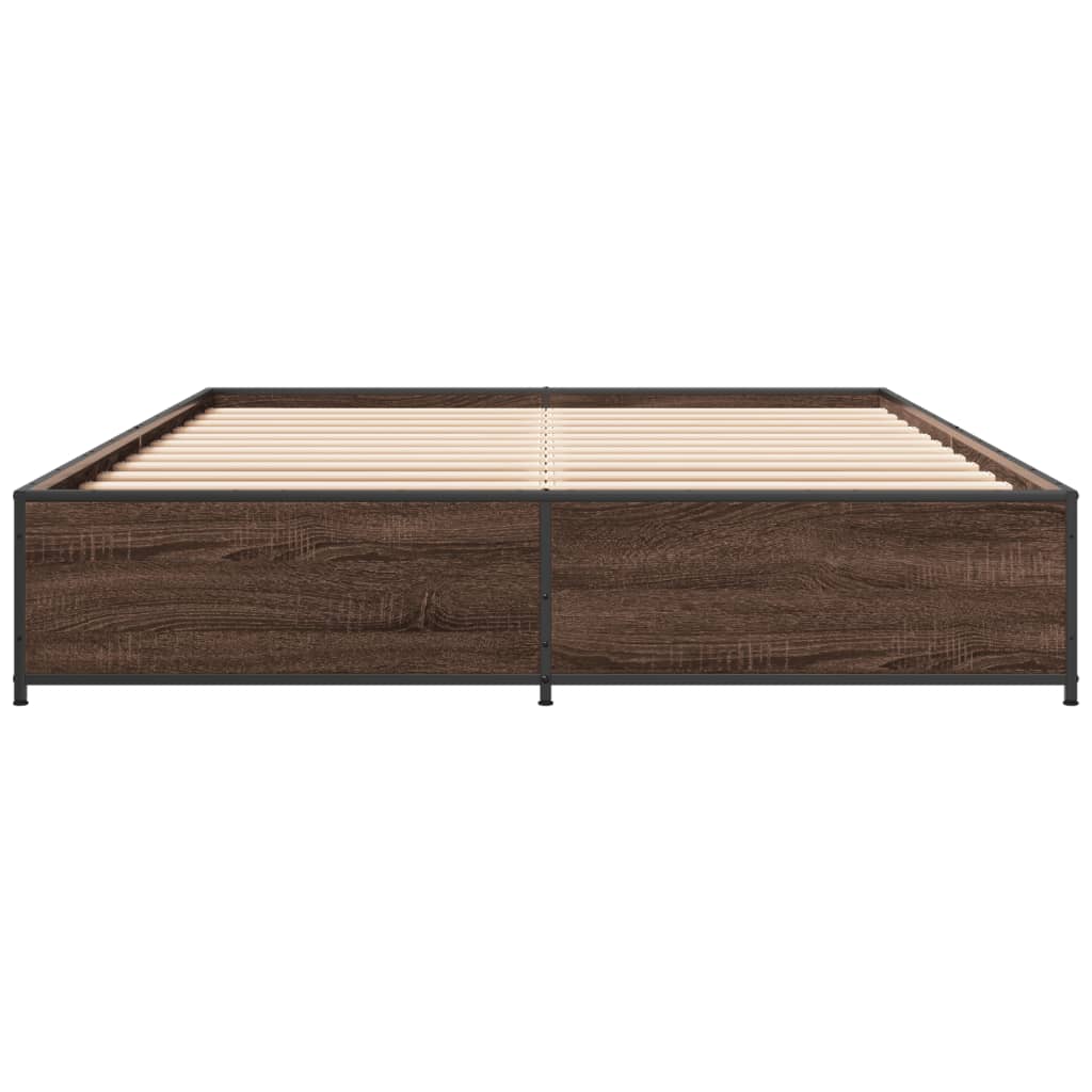 Sengeramme brun eik 140x200 cm konstruert tre og metall