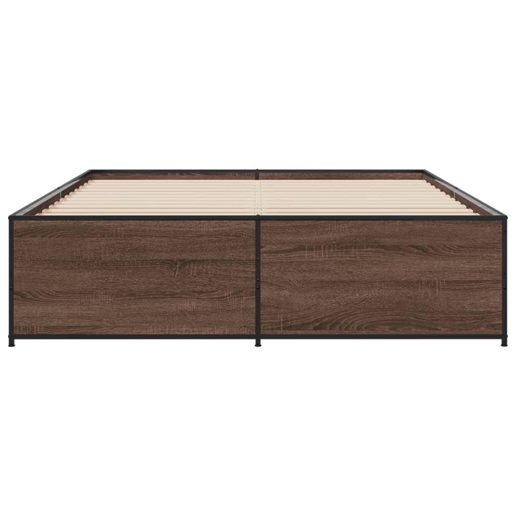 Sengeramme brun eik 140x200 cm konstruert tre og metall