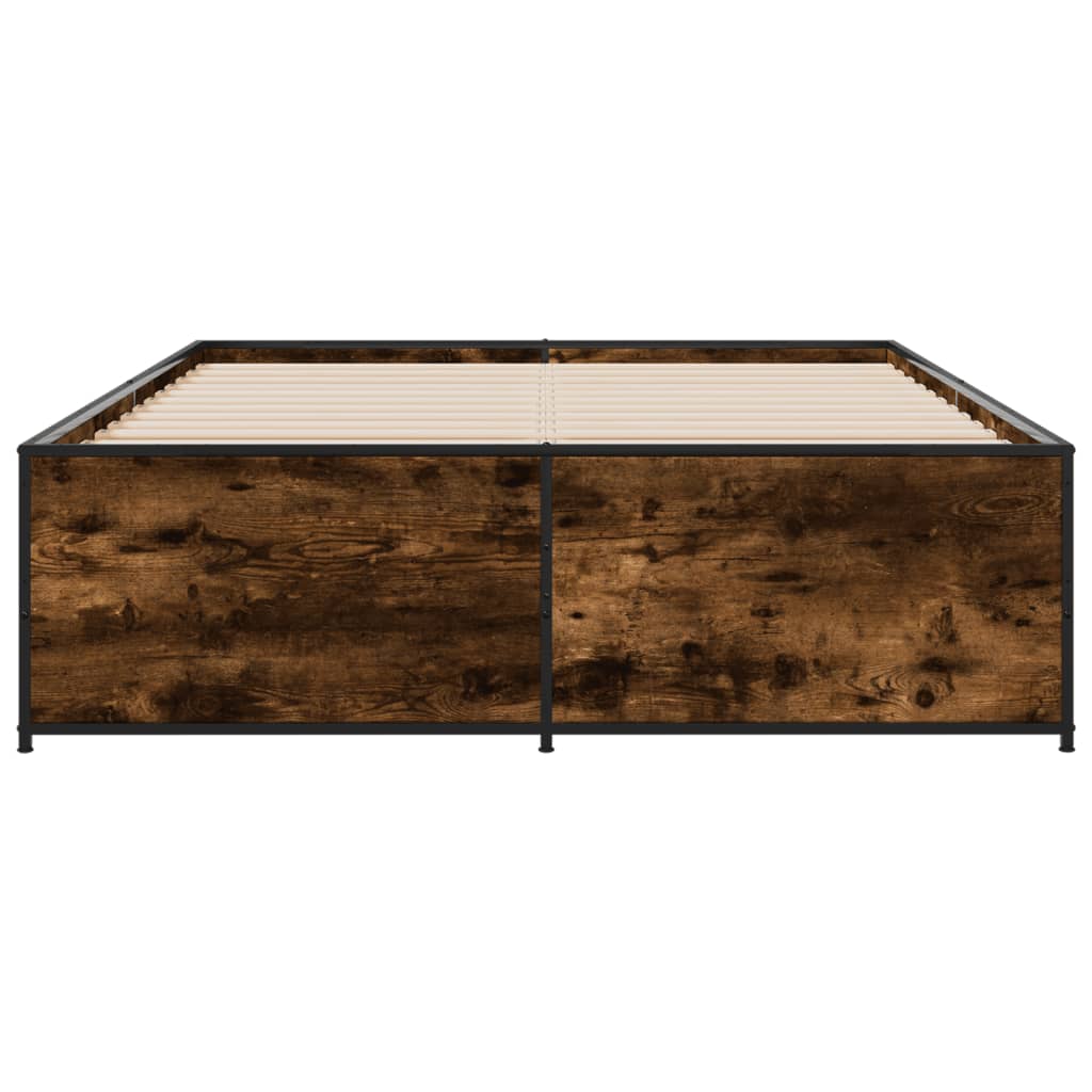 Sengeramme røkt eik 135x190 cm konstruert tre og metall