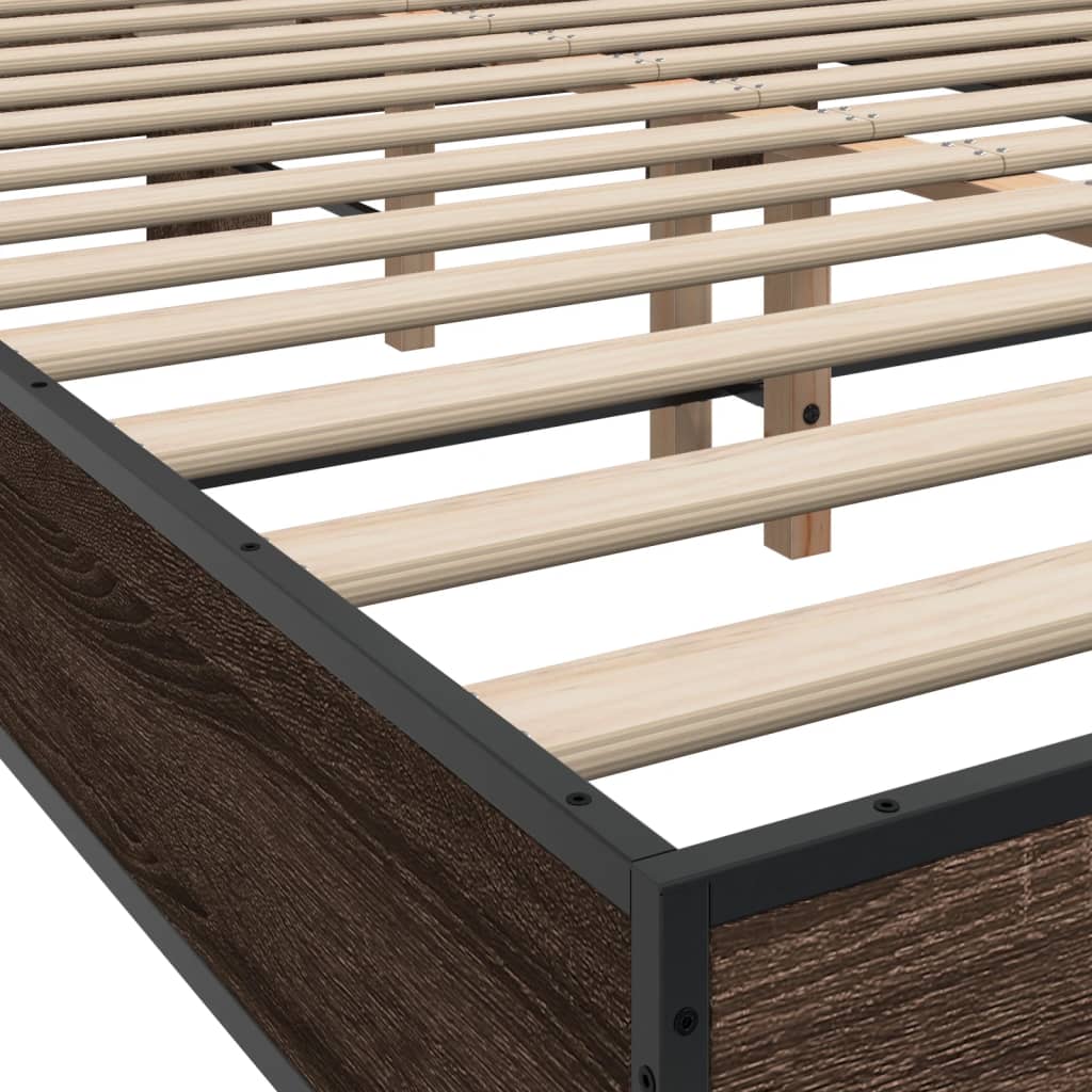 Sengeramme brun eik 120x200 cm konstruert tre og metall