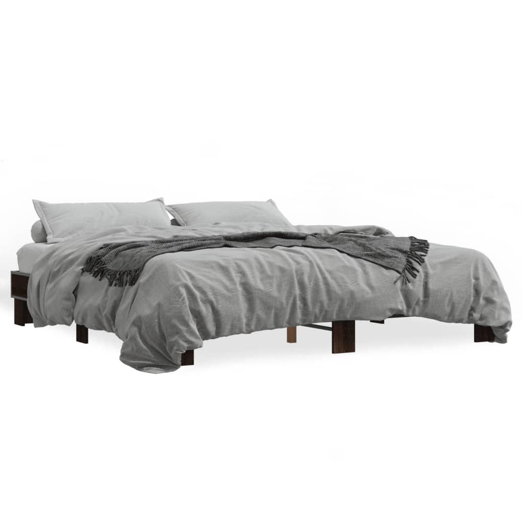 Sengeramme brun eik 200x200 cm konstruert tre og metall