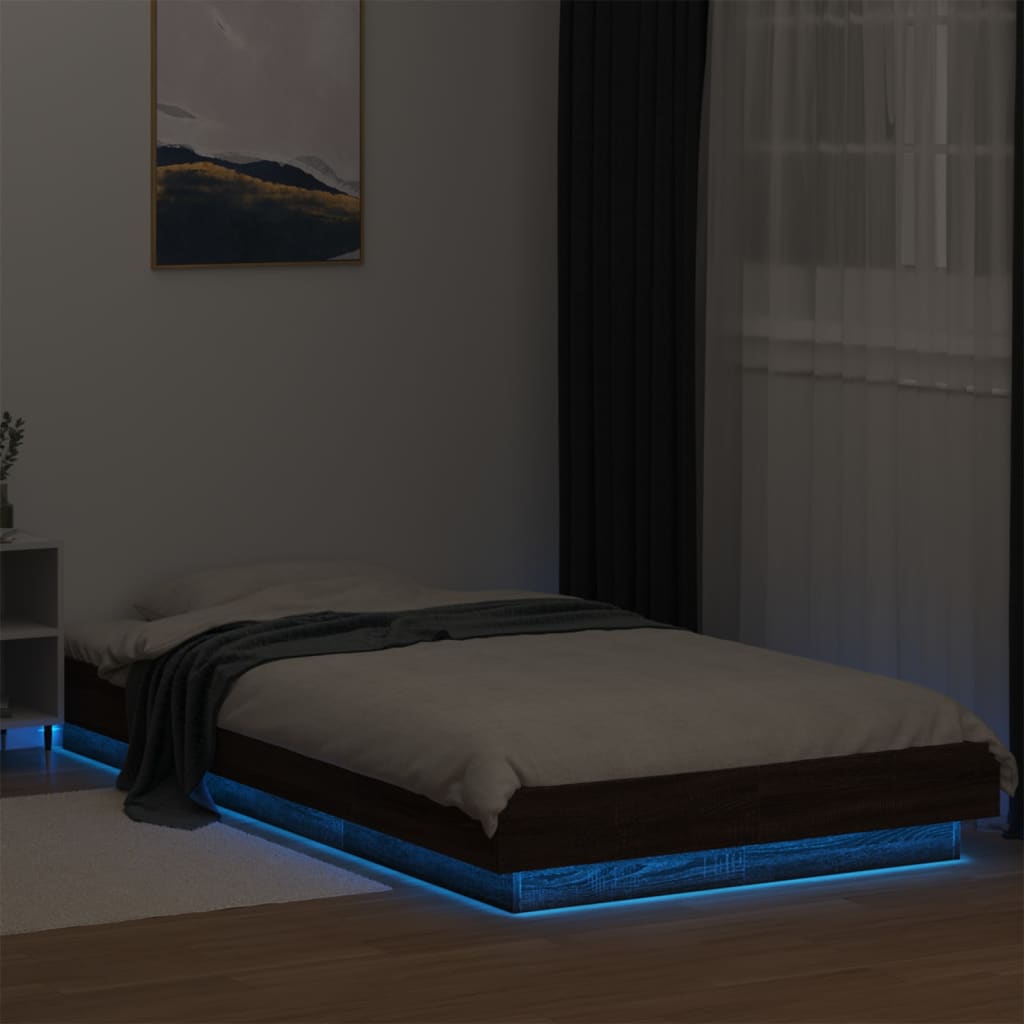 Sengeramme med LED-lys brun eik 75x190 cm konstruert tre