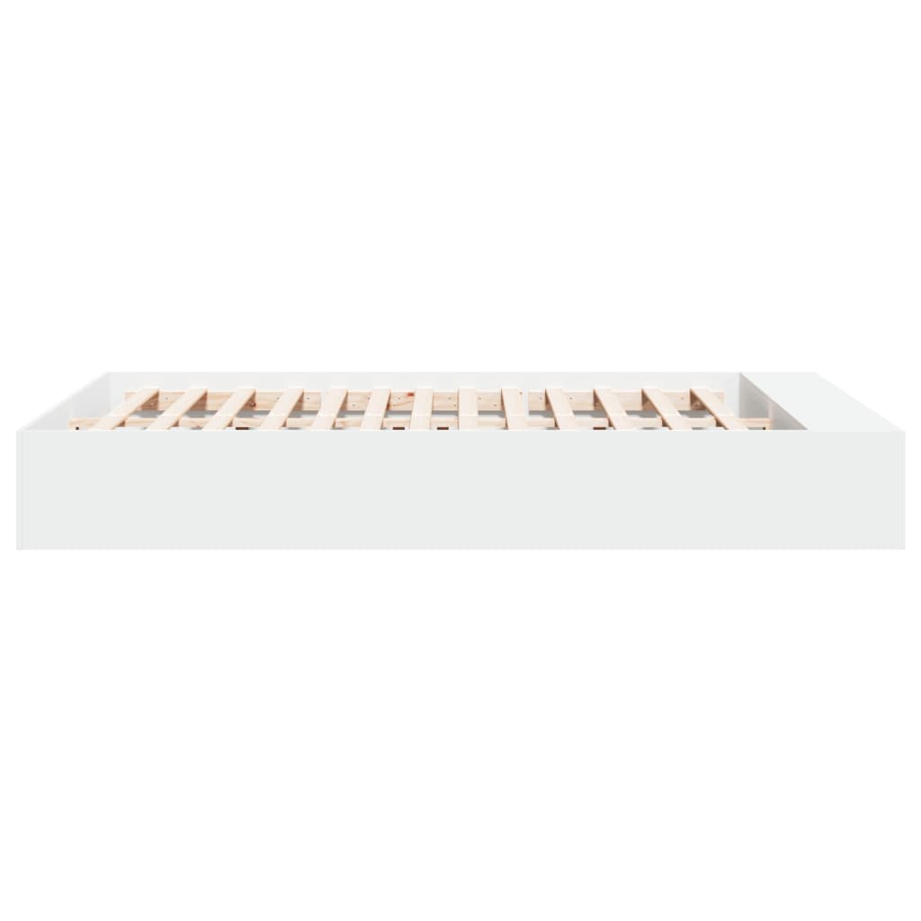 Sengeramme hvit 150x200 cm konstruert tre