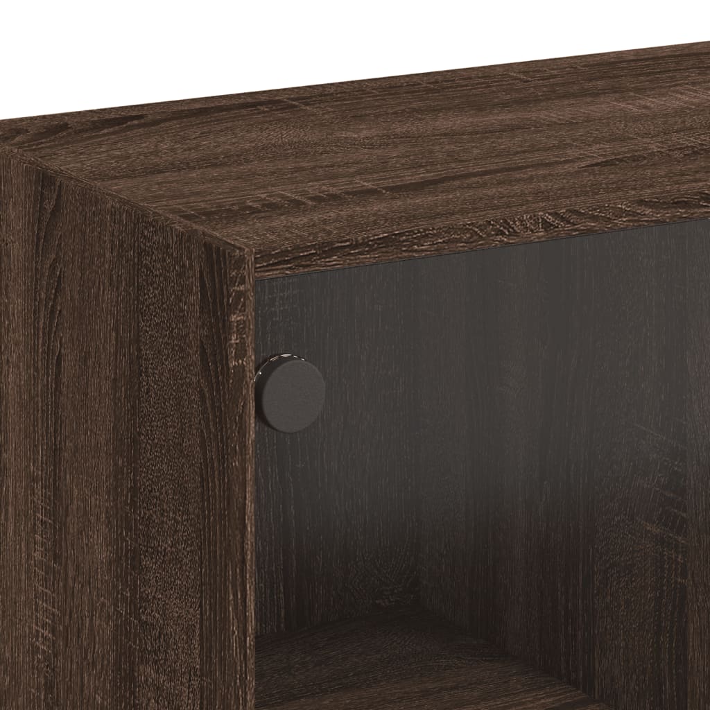 Highboard med dører brun eik 68x37x109 cm konstruert tre