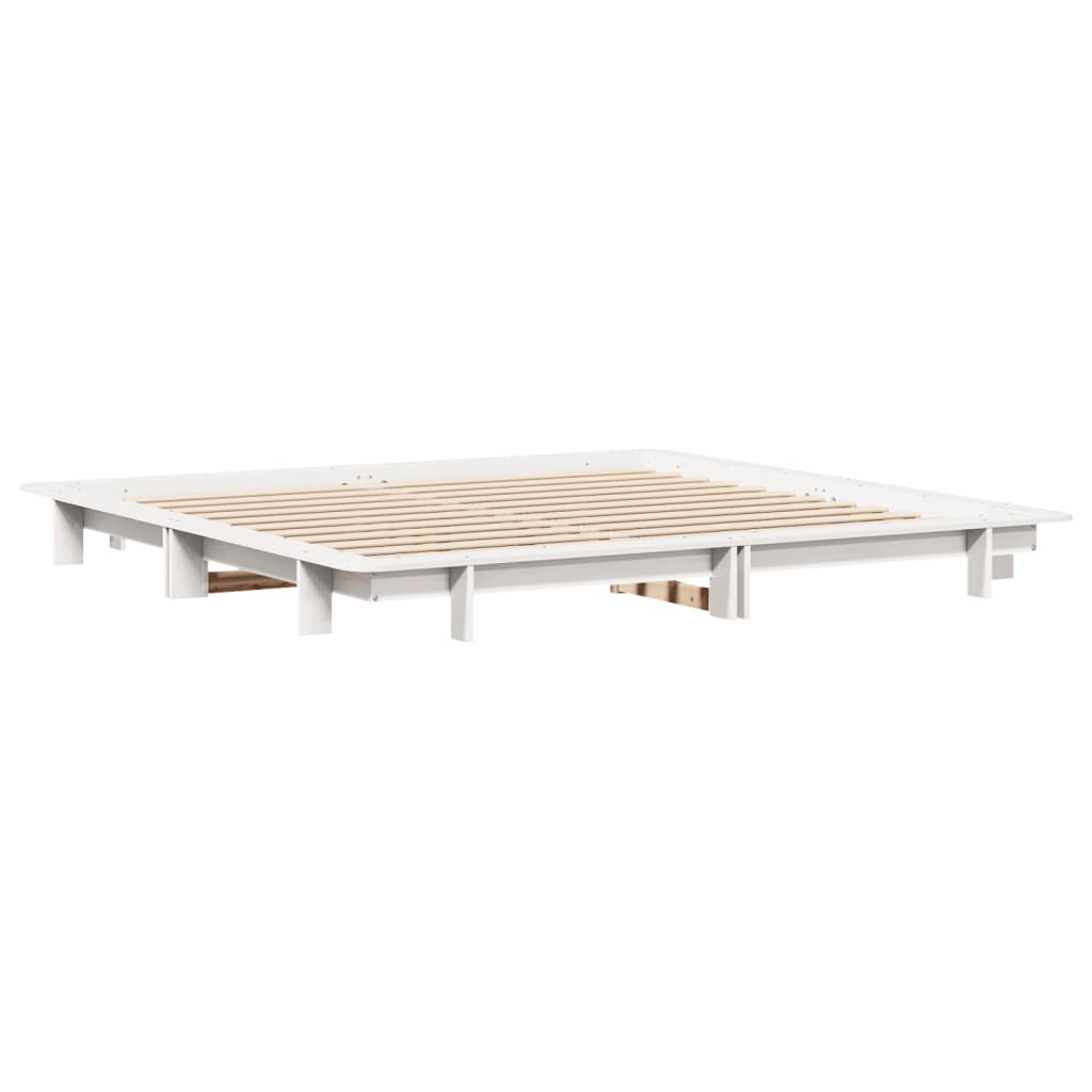 Sengeramme med madrass hvit 200x200 cm heltre furu