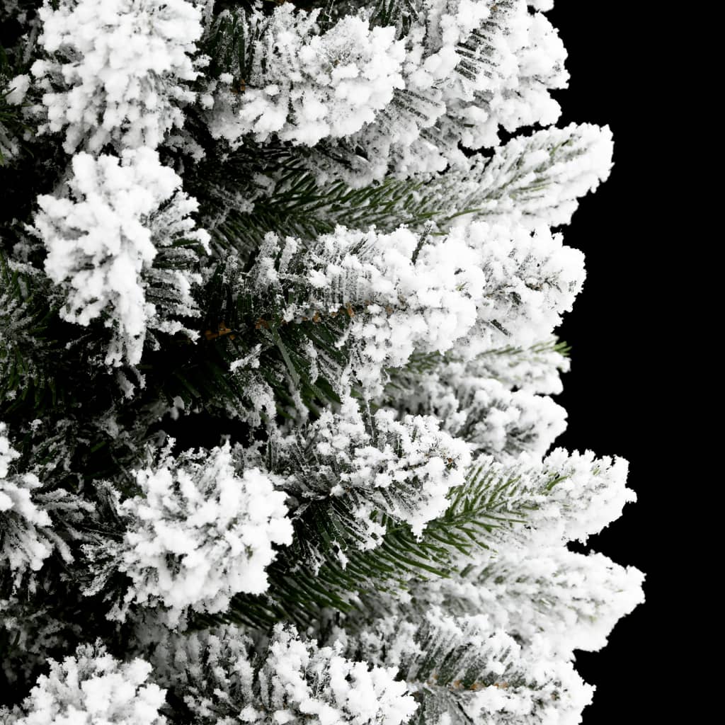 Slankt kunstig juletre med flokket snø 240 cm PVC og PE