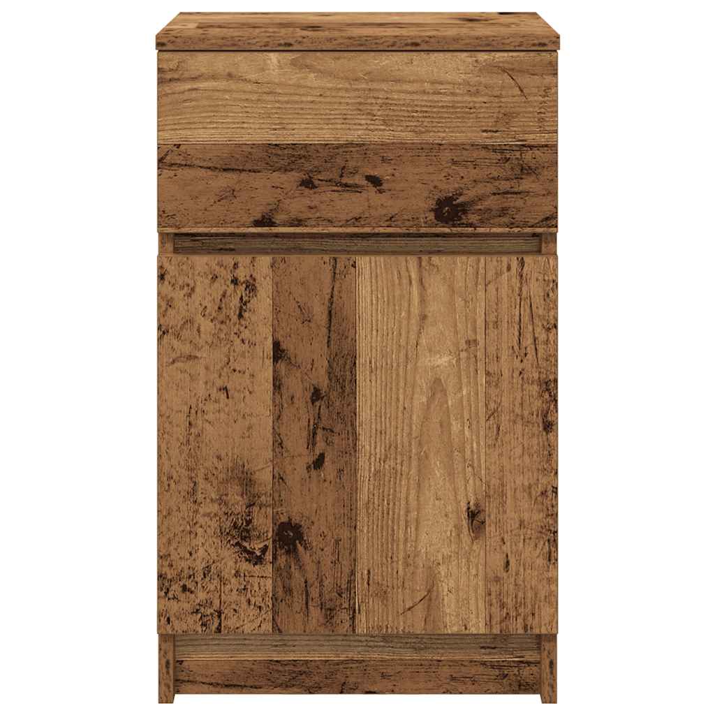 Nattbord 2 stk gammelt tre 39x35x65 cm konstruert tre