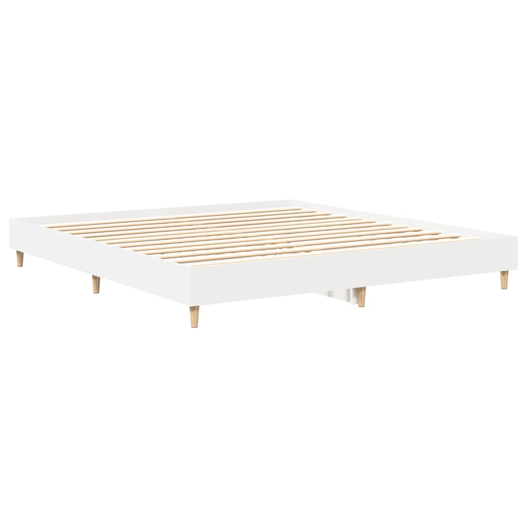 Sengeramme uten madrass hvit 200x200 cm konstruert tre