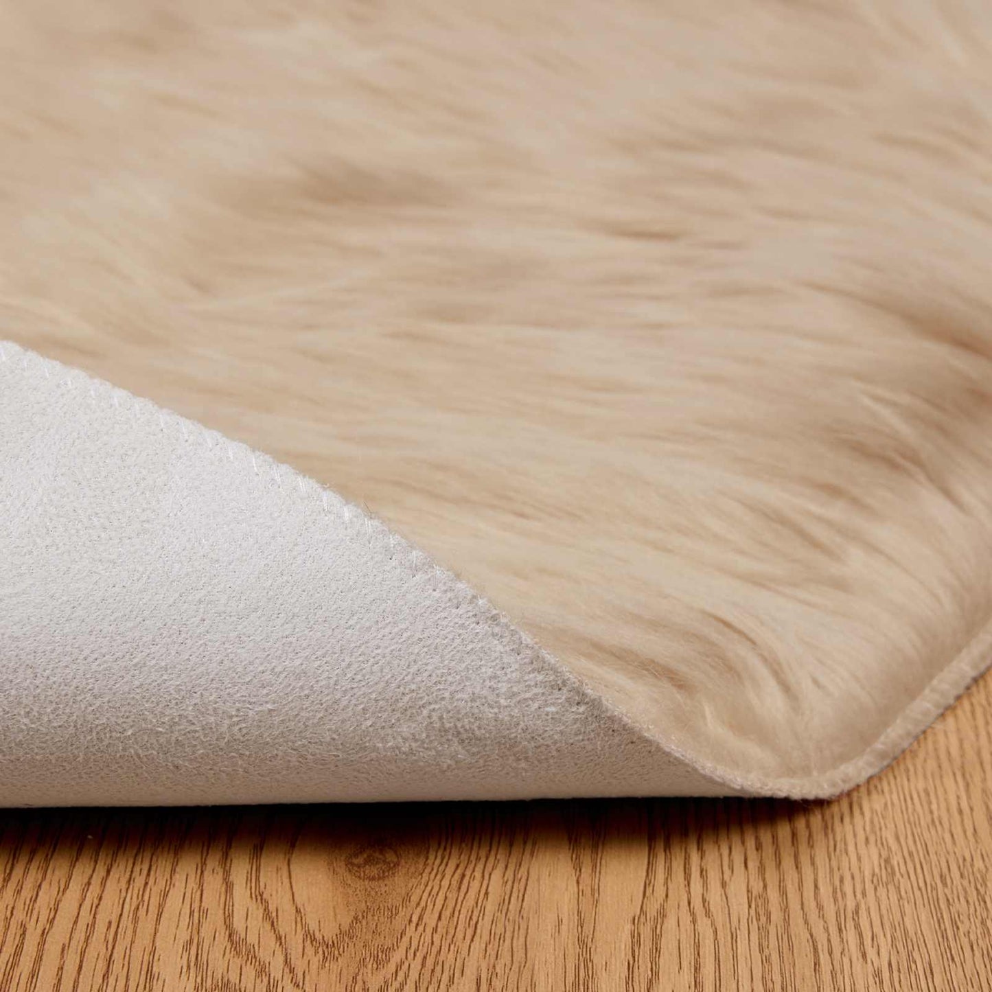 Fusk saueskinnteppe TAFALLA Beige Ø 100 cm Polyester