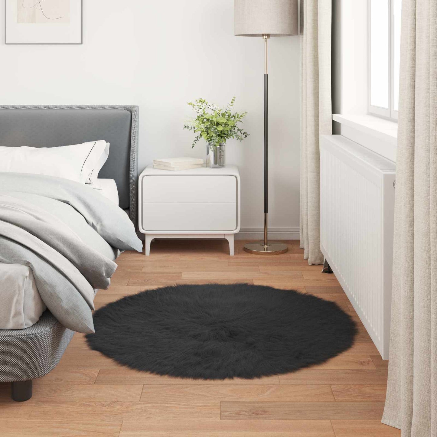 Fusk saueskinnteppe TAFALLA Svart Ø 80 cm Polyester