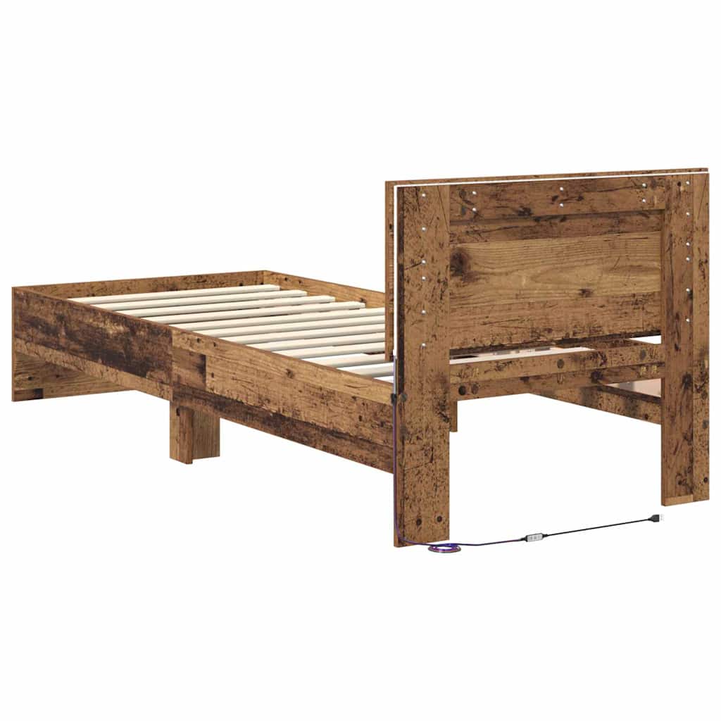 Sengestamme med hodegjerde Gamle tre 75 x 190 cm Konstruert tre