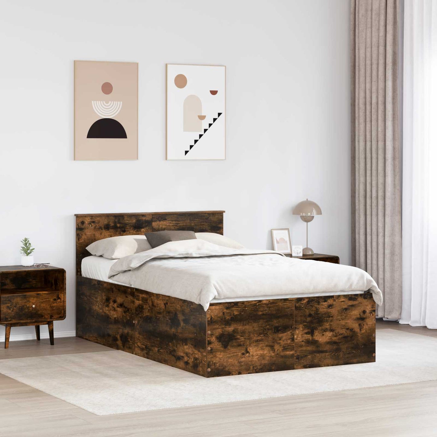 Sengestamme med hodegjerde Røkt eik 135 x 190 cm Konstruert tre