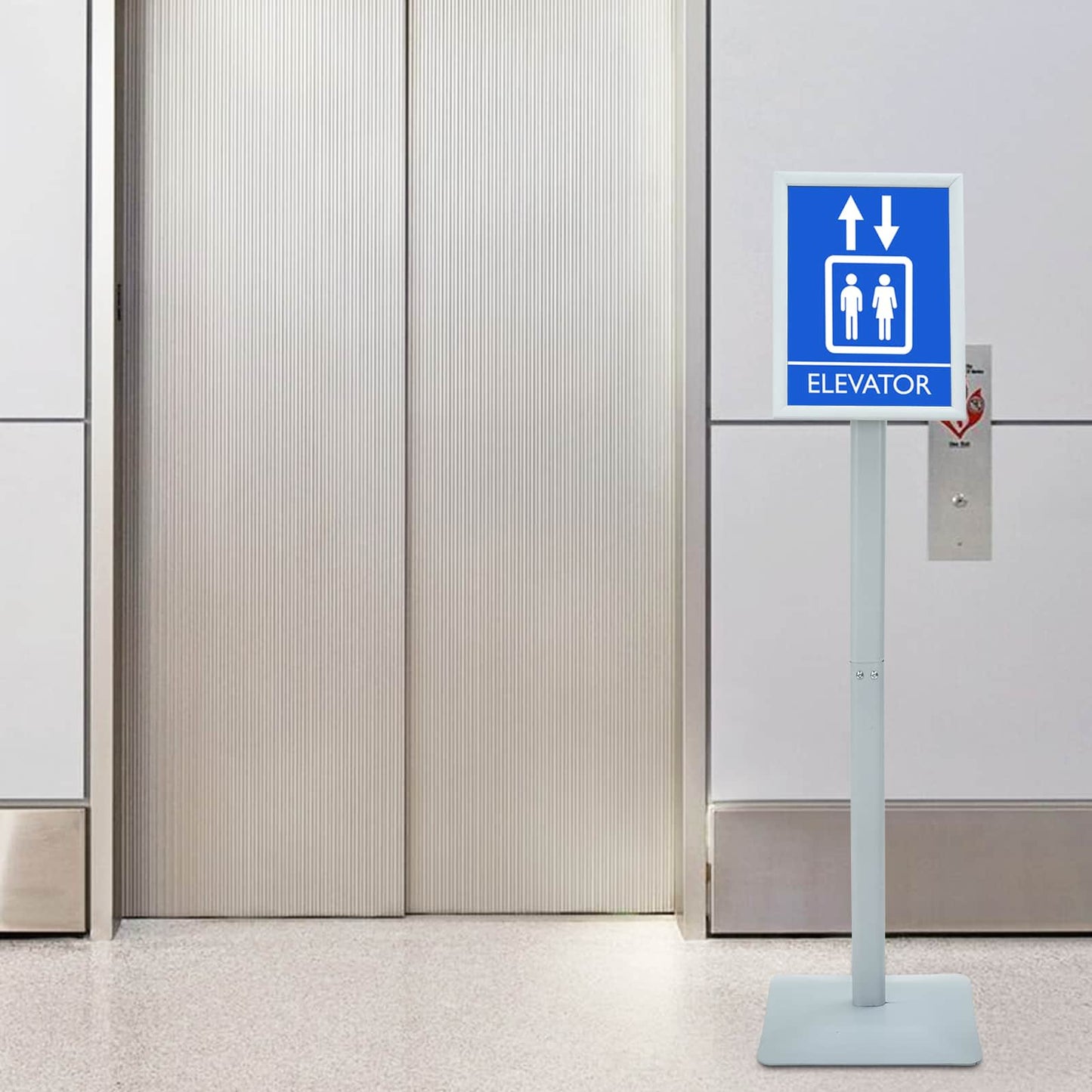 Pedestal plakatstativ sølv 32 x 27 x 119 cm Gjutjern