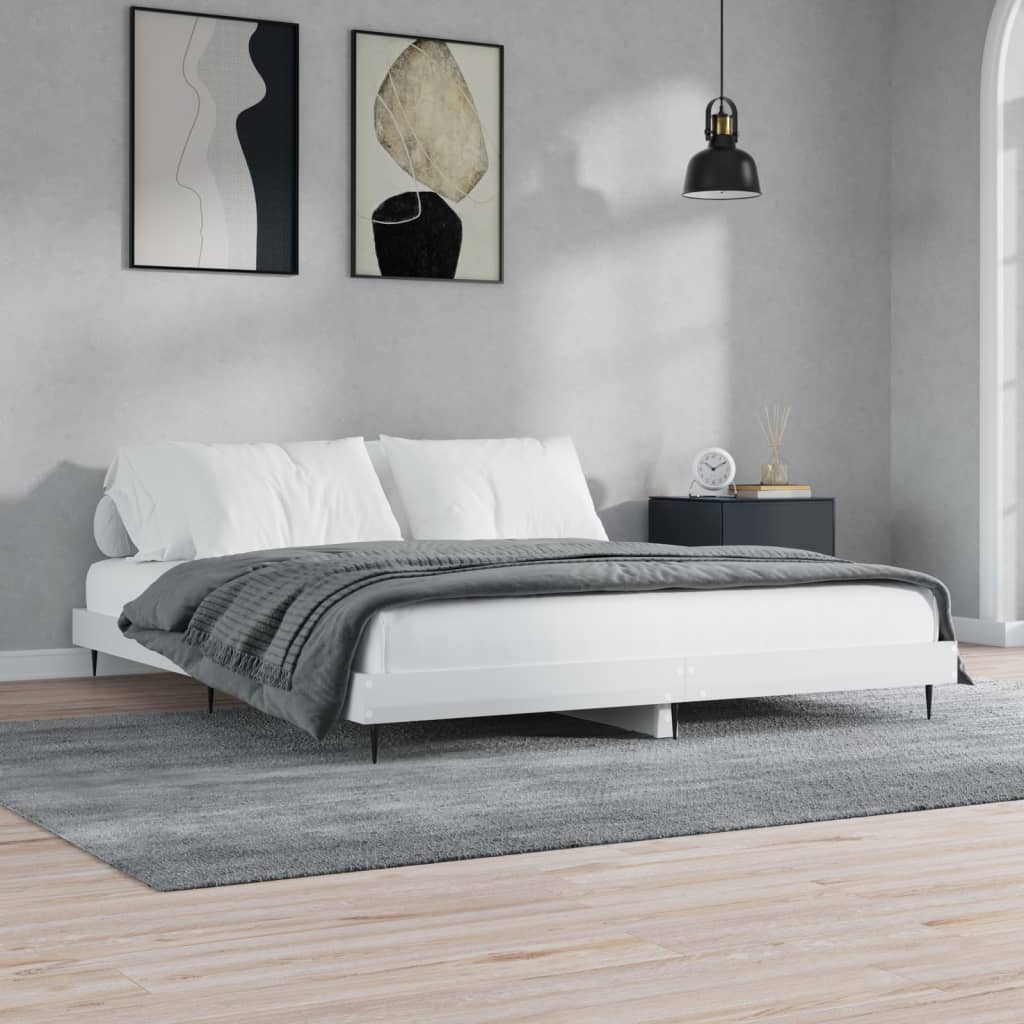 Sengeramme høyglans hvit 150x200 cm konstruert tre