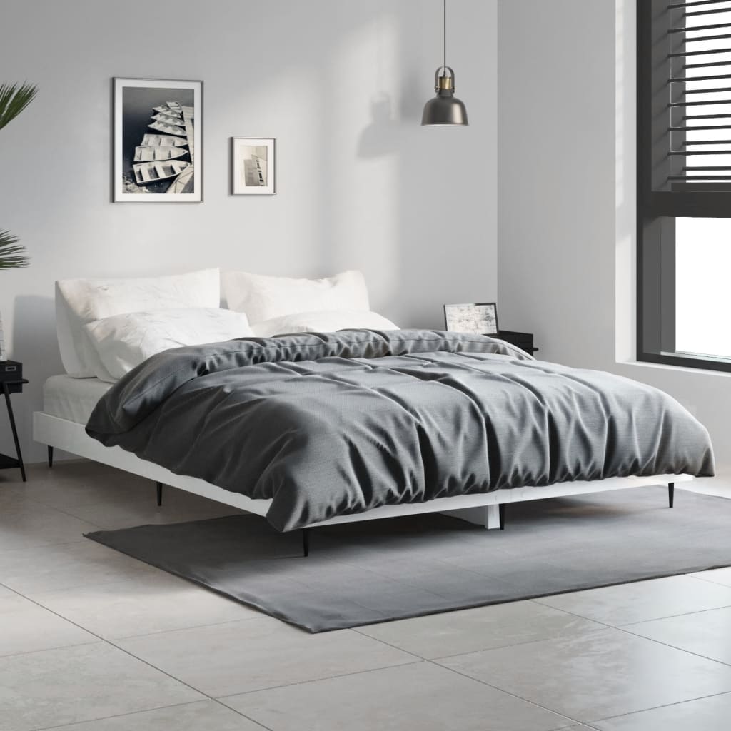 Sengeramme høyglans hvit 135x190 cm konstruert tre
