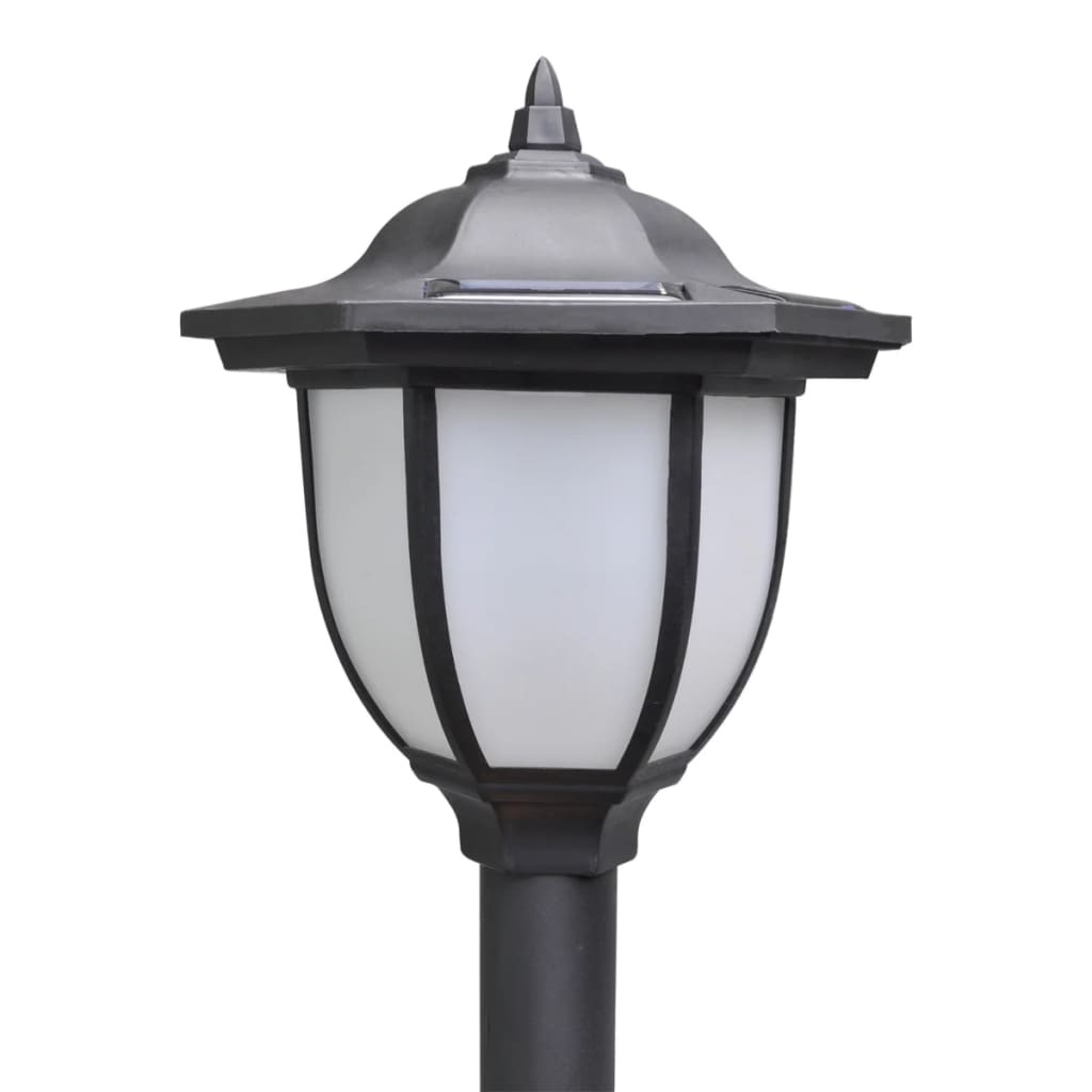 Kjettinggjerde med to soldrevne LED-lamper
