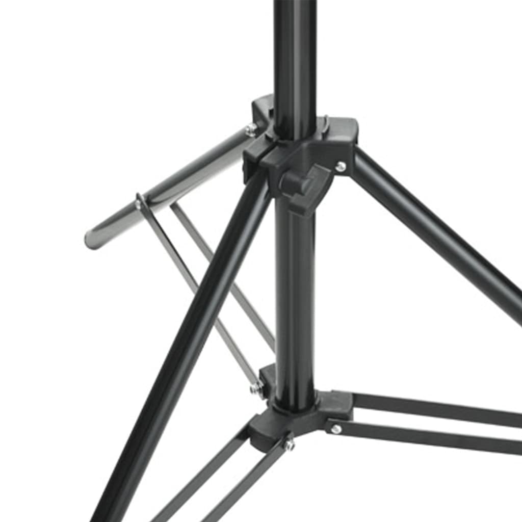 Fotostudiosett med bakgrunn, lamper og parasoller