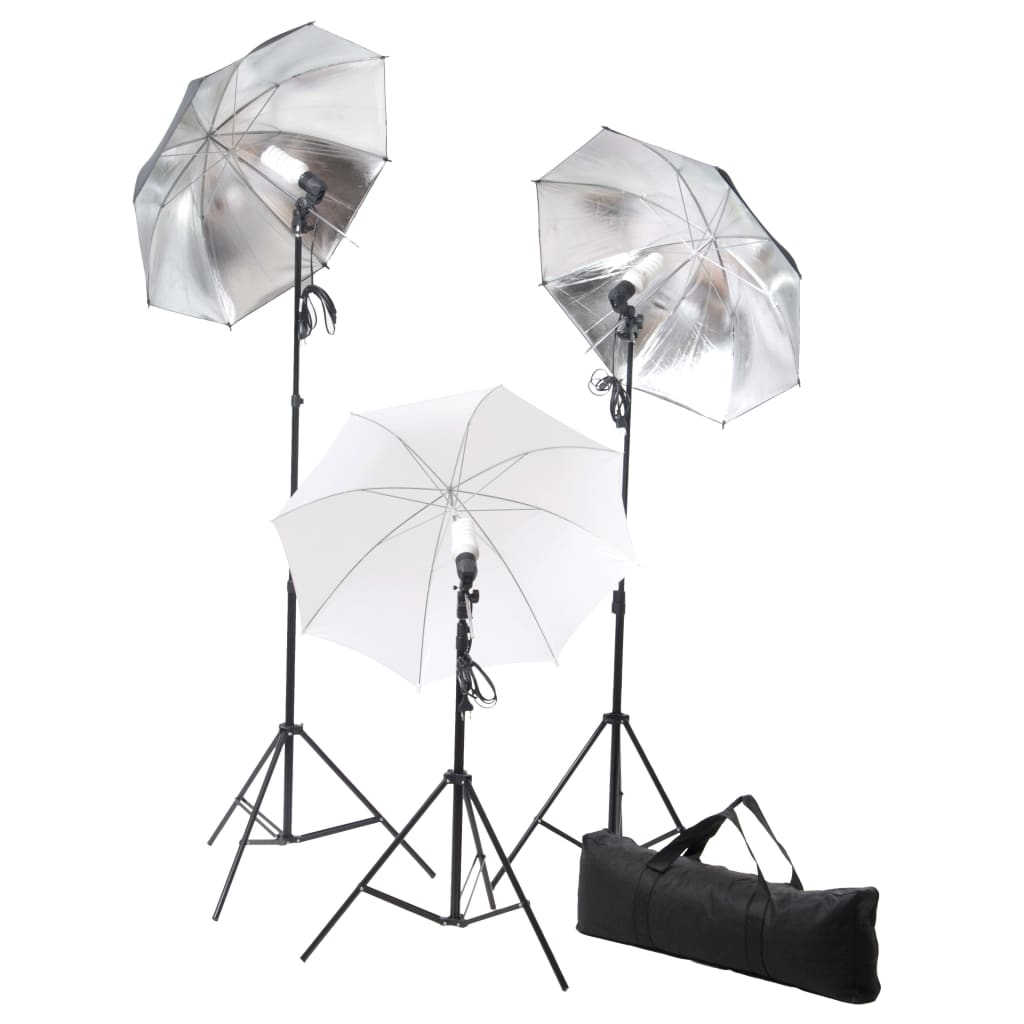 Fotostudiosett med lamper, paraplyer, bakgrunn og reflektor