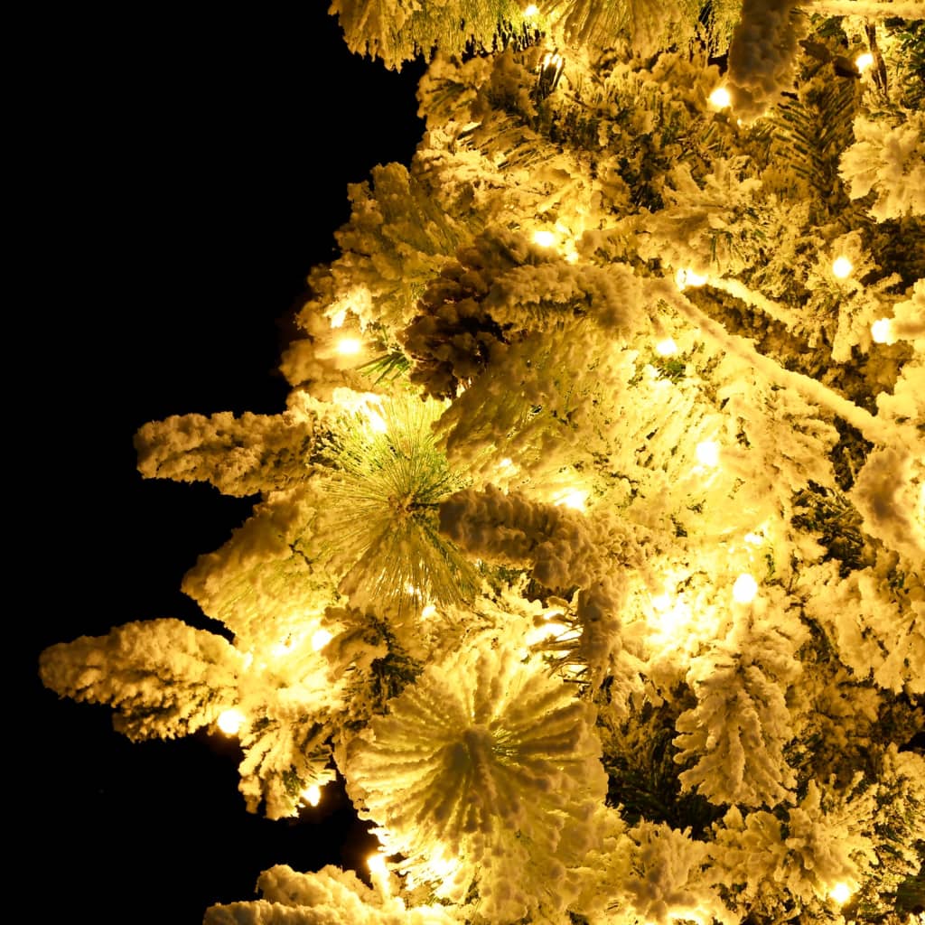 Forhåndsbelyst juletre flokket snø og kongler 195 cm PVC og PE