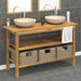 Baderomshylle med kremhvite marmorvasker heltre teak