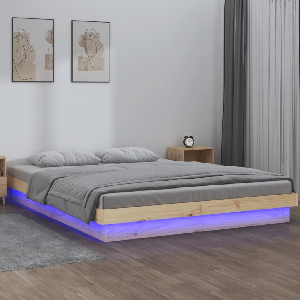 Sengeramme med LED 140x190 cm heltre