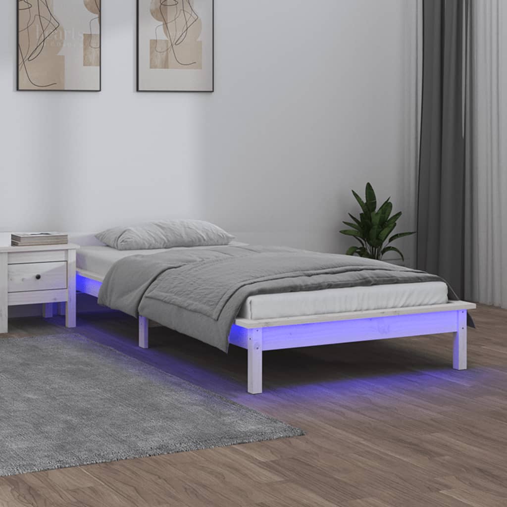 Sengeramme med LED hvit 90x200 cm heltre
