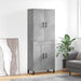 Highboard betonggrå 69,5x34x180 cm konstruert tre