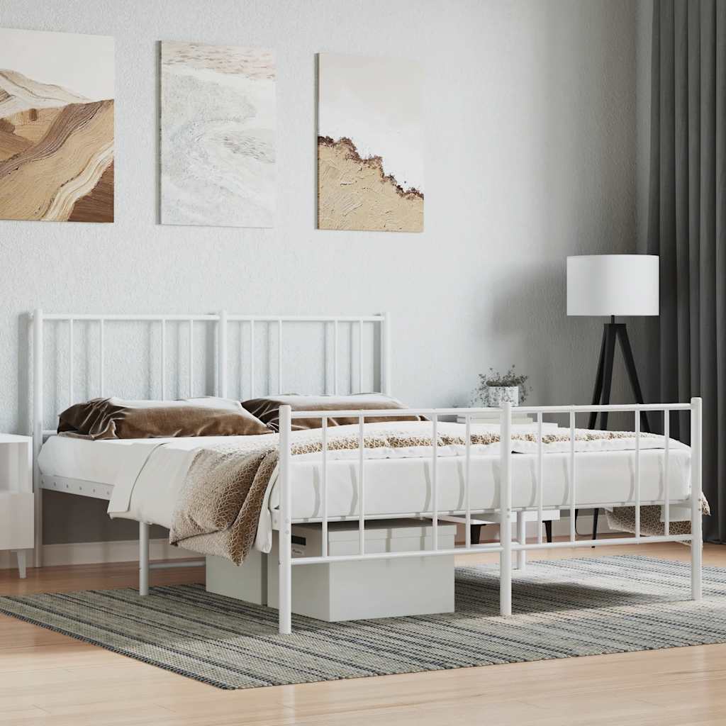 Sengeramme i metall med hode- og fotgavl hvit 135x190 cm