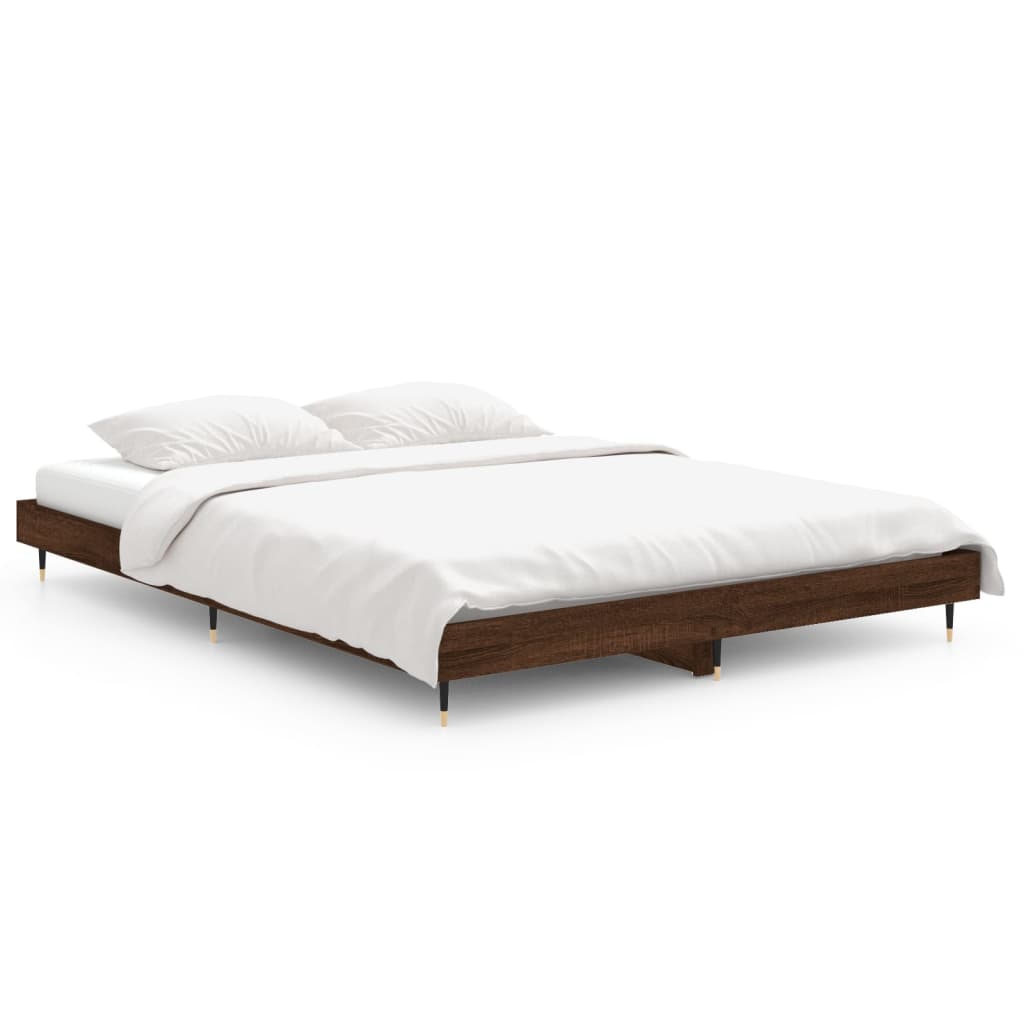 Sengeramme brun eik 135x190 cm konstruert tre