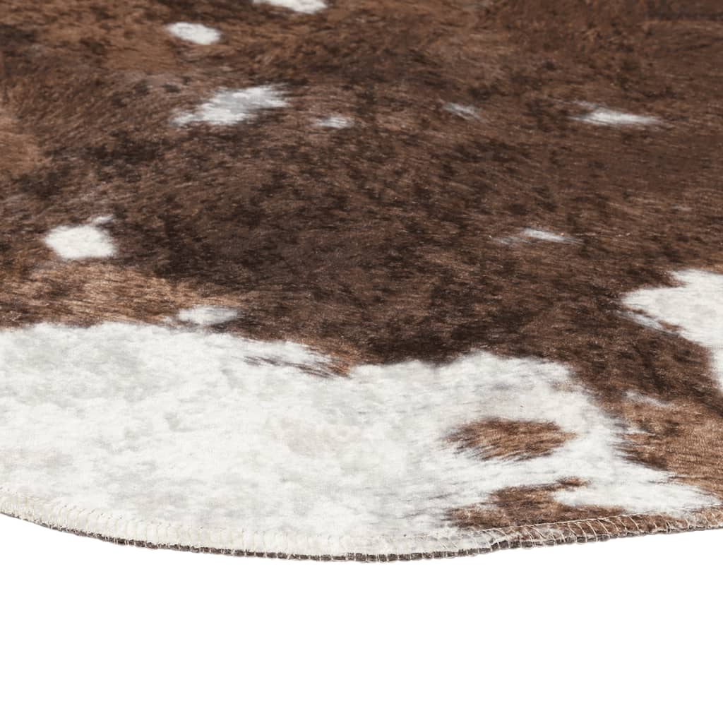 Teppe brunt og hvitt 120x170 cm kumønster vaskbart