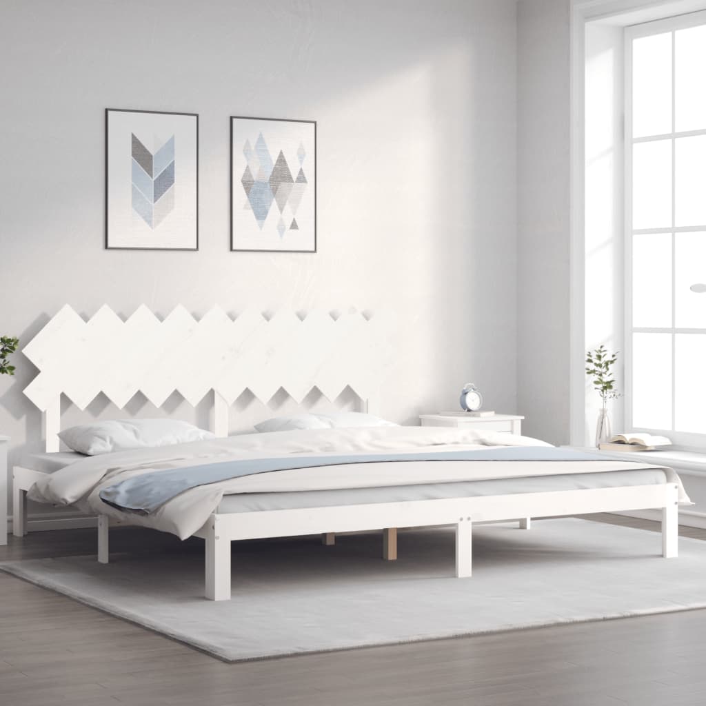 Sengeramme med madrass hvit 200x200 cm heltre furu