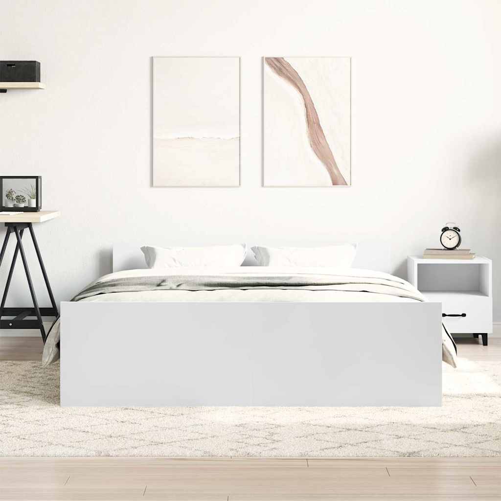 Sengeramme med hode- og fotgavl hvit 140x190 cm