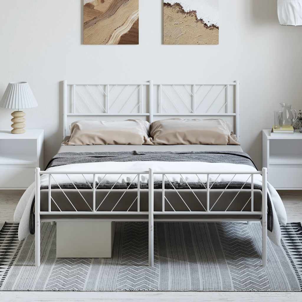 Sengeramme i metall med hode- og fotgavl hvit 135x190 cm