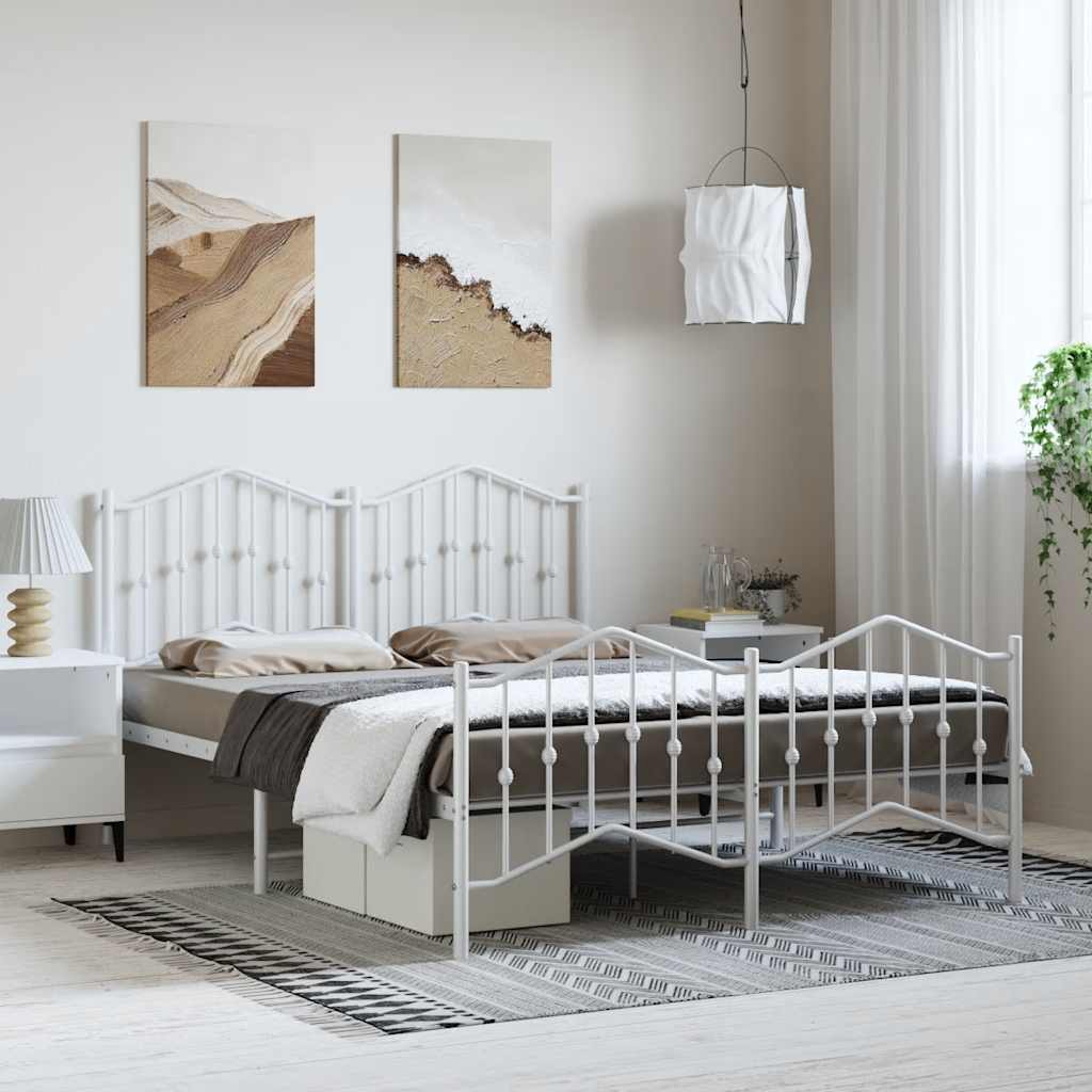 Sengeramme i metall med hode- og fotgavl hvit 135x190 cm
