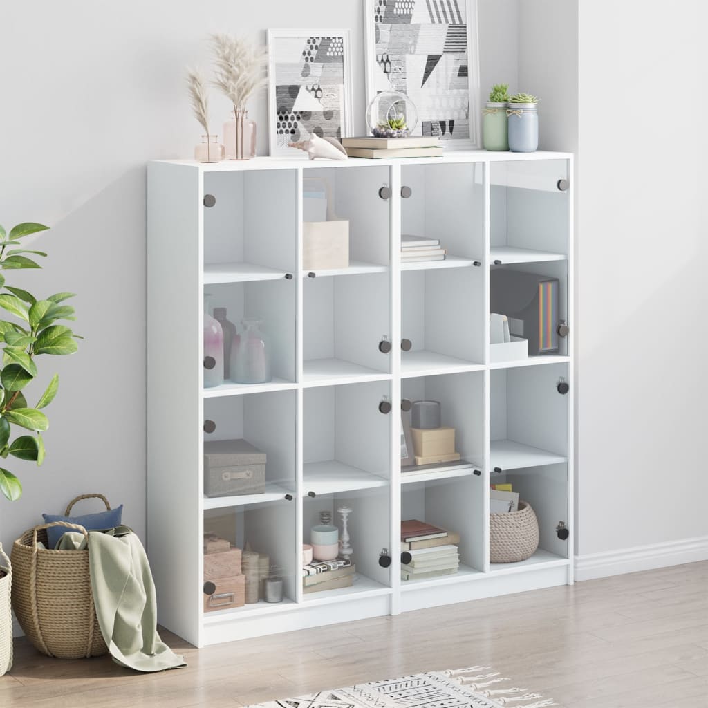 Bokhylle med dører hvit 136x37x142 cm konstruert tre